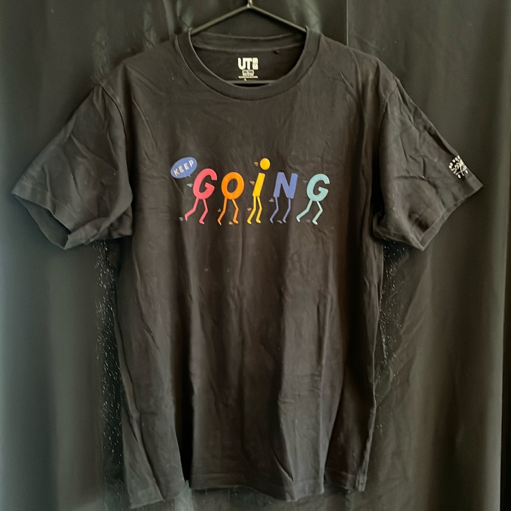 Uniqlo + Pieter Ceizer “Keep Going” graphic tee.